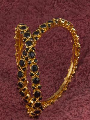 black gold plated bangle - 17363588 - Standard Image - 4