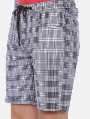 grey checkered bermuda shorts - 17363775 - Standard Image - 5