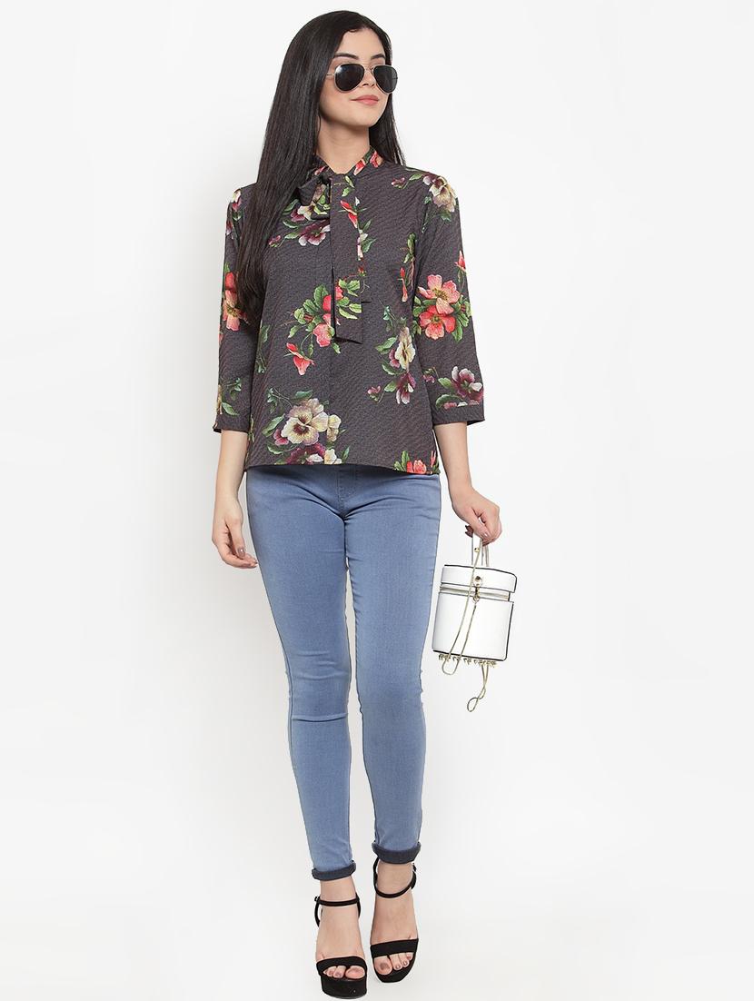 tie up neck floral top - 17364122 - Zoom Image - 4