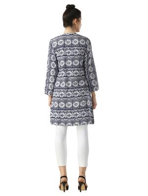 long sleeved printed shrug - 17367479 - Standard Image - 3