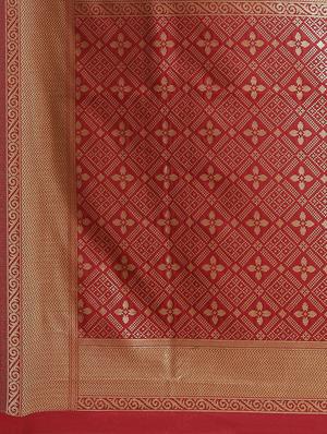 silk woven saree with blouse - 17367747 - Standard Image - 4