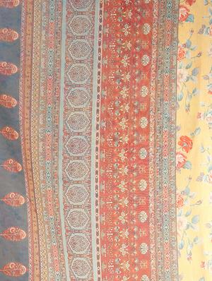 floral chanderi saree with blouse - 17367901 - Standard Image - 4