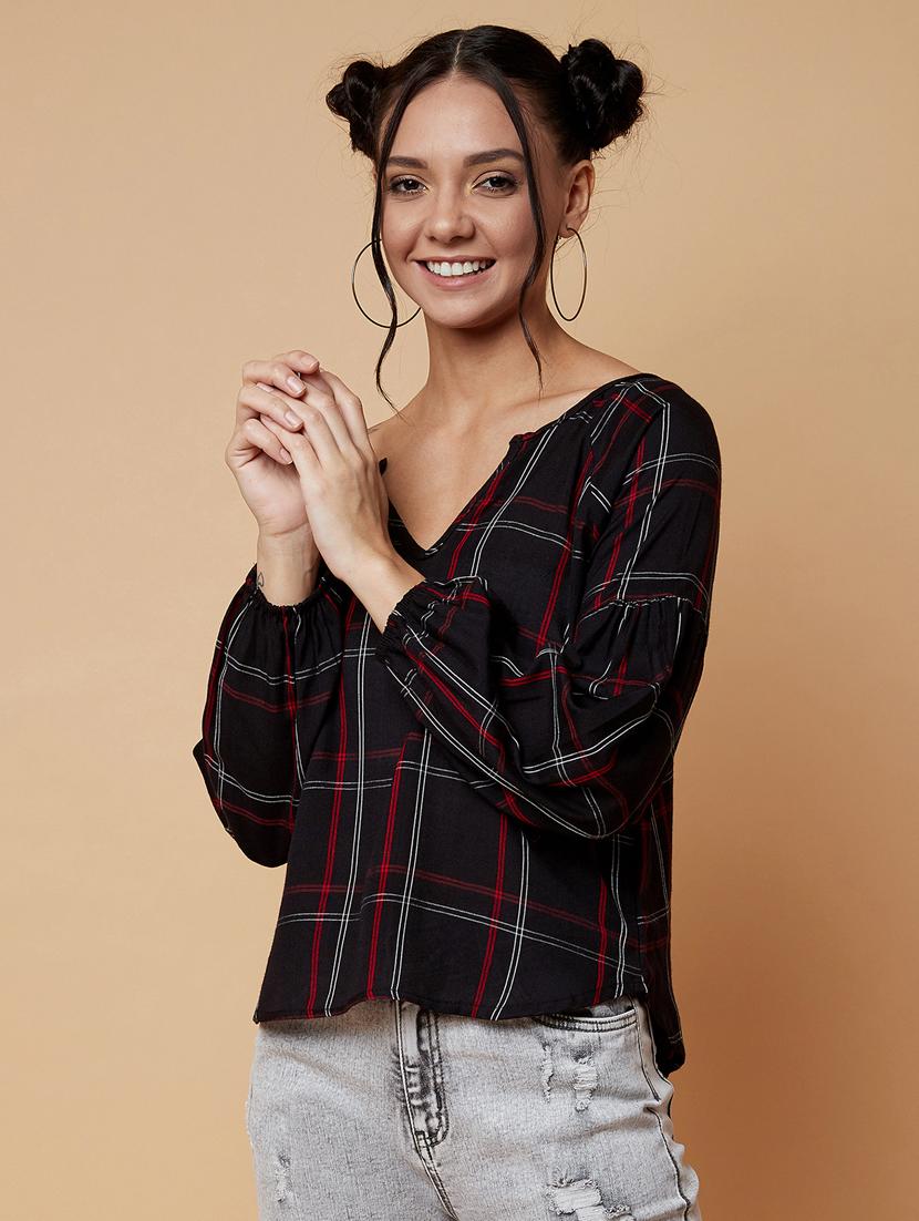 v-neck checkered shirt - 17368235 - Zoom Image - 2