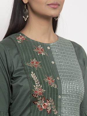 embroidered straight kurta - 17368411 - Standard Image - 4