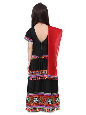 black cotton lehnga choli - 17369083 - Standard Image - 3