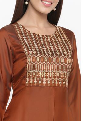embroidered a-line kurta - 17369364 - Standard Image - 5