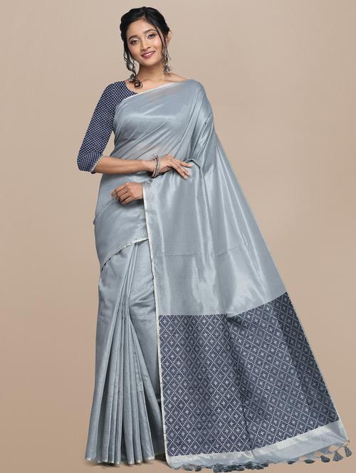 solid plain saree with blouse - 17372643 - Standard Image - 1