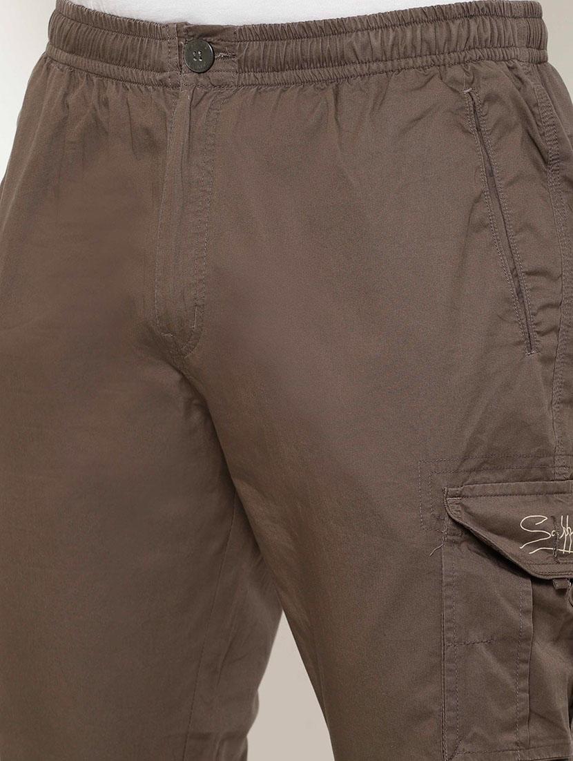 brown solid cargo casual trousers - 17376760 - Zoom Image - 5