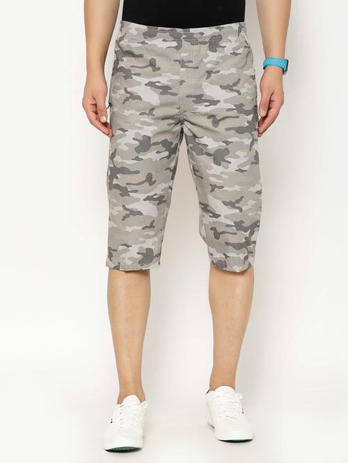 grey camouflage three - fourth - 17376775 - Standard Image - 1