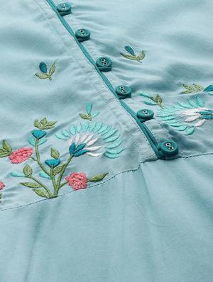 embroidered detail maxi dress - 17376834 - Standard Image - 4