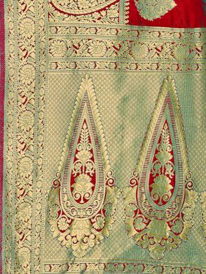 zari work woven saree with blouse - 17379872 - Standard Image - 3