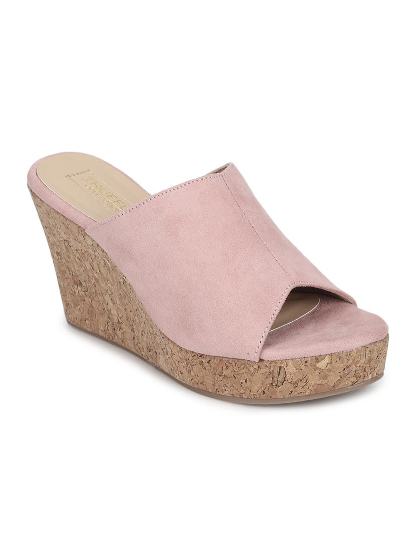pink slip on wedges - 17383451 - Zoom Image - 1