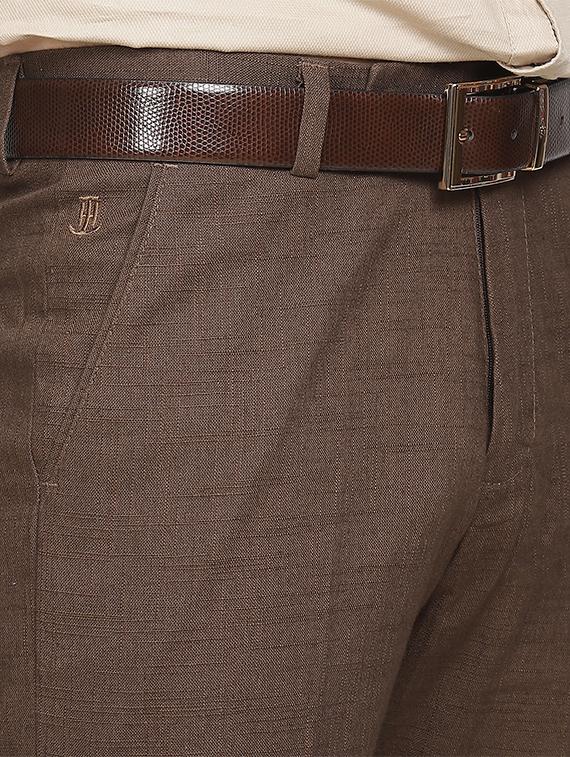 brown solid linen flat front formal trouser - 17396069 - Zoom Image - 5