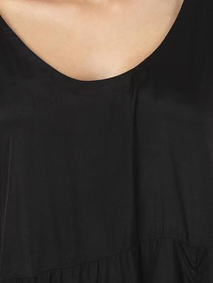 scoop neck flared dress - 17396674 - Standard Image - 4
