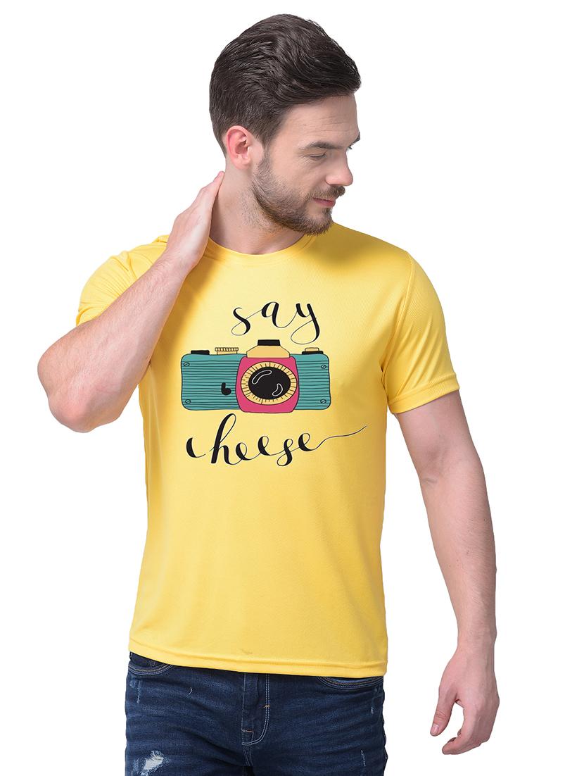 yellow chest print t-shirt - 17397021 - Zoom Image - 1