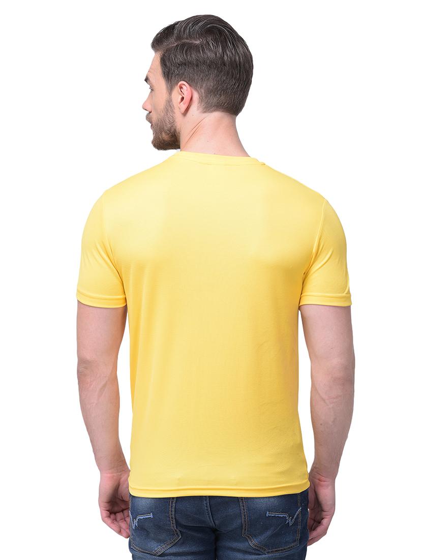 yellow chest print t-shirt - 17397021 - Zoom Image - 3