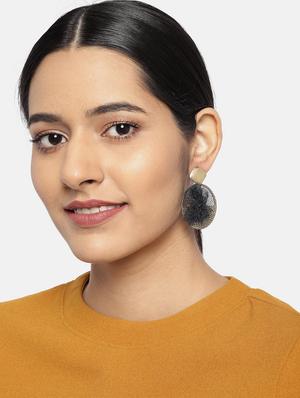 black metal drop earring - 17397514 - Standard Image - 2