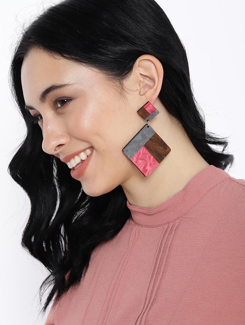pink metal drop earring - 17397519 - Zoom Image - 3
