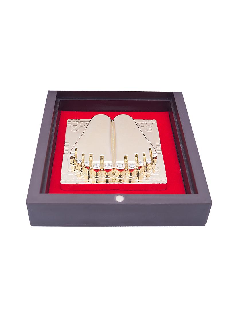 24 ct gold foil ganesh pooja box - 17397954 - Zoom Image - 4