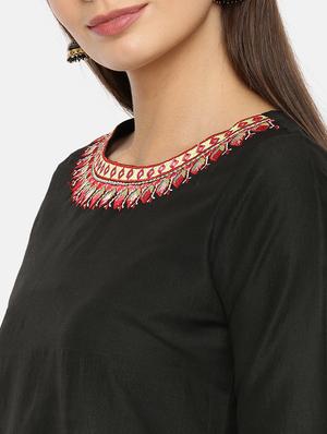 embroidered straight kurta - 17398820 - Standard Image - 5