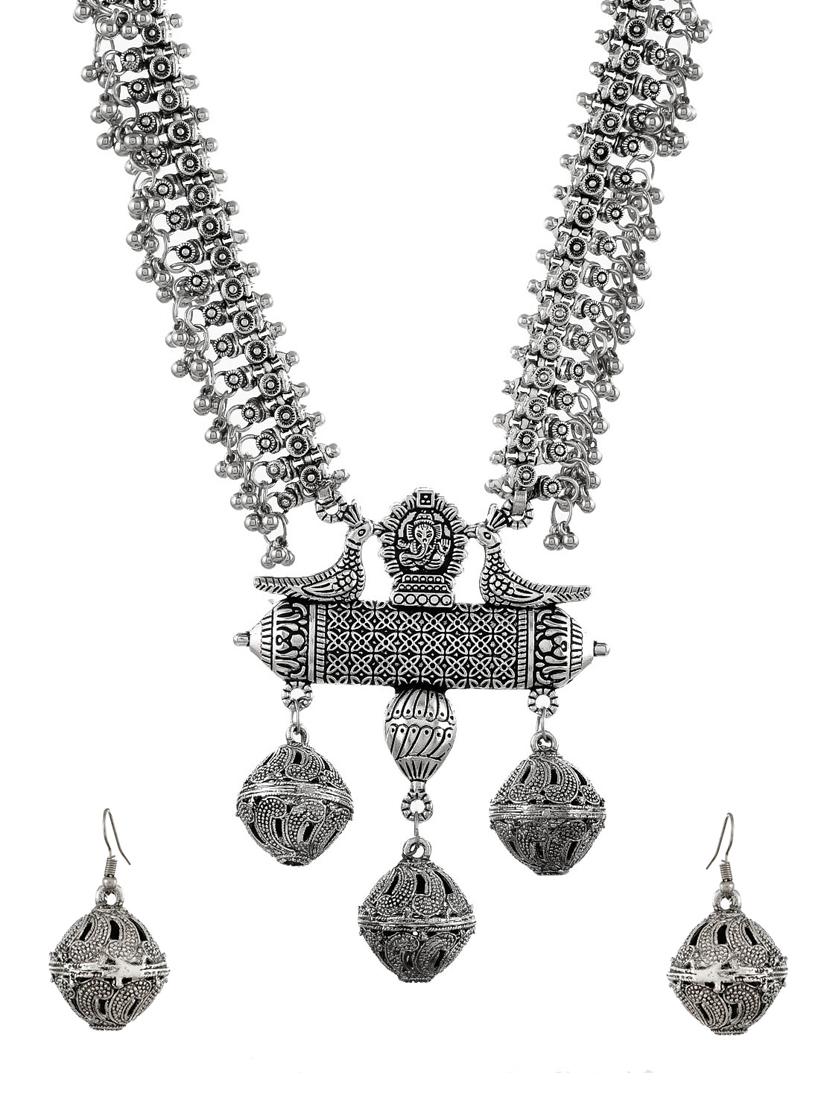 silver brass long necklace - 17400661 - Zoom Image - 3