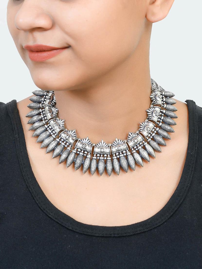silver brass choker necklace - 17400666 - Zoom Image - 4