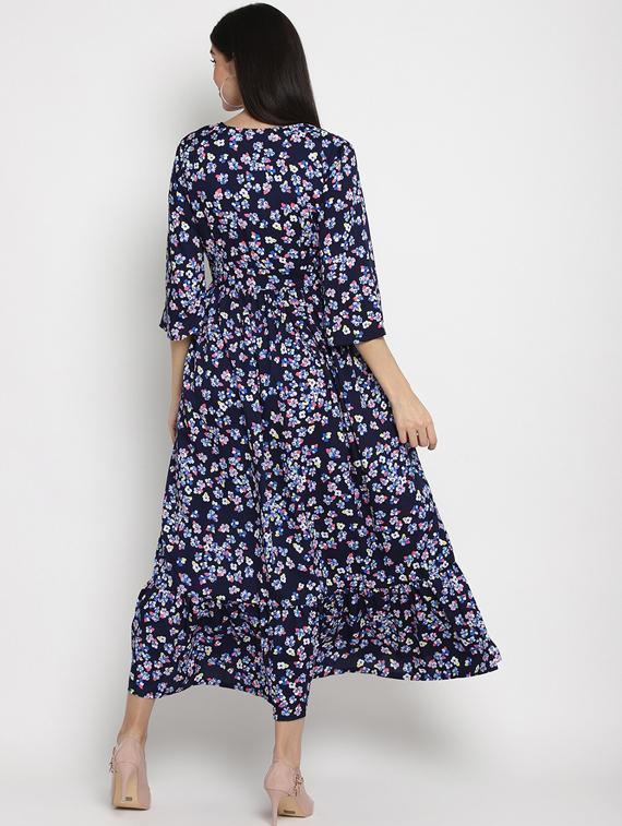 bell sleeved floral flared dress - 17403454 - Zoom Image - 3