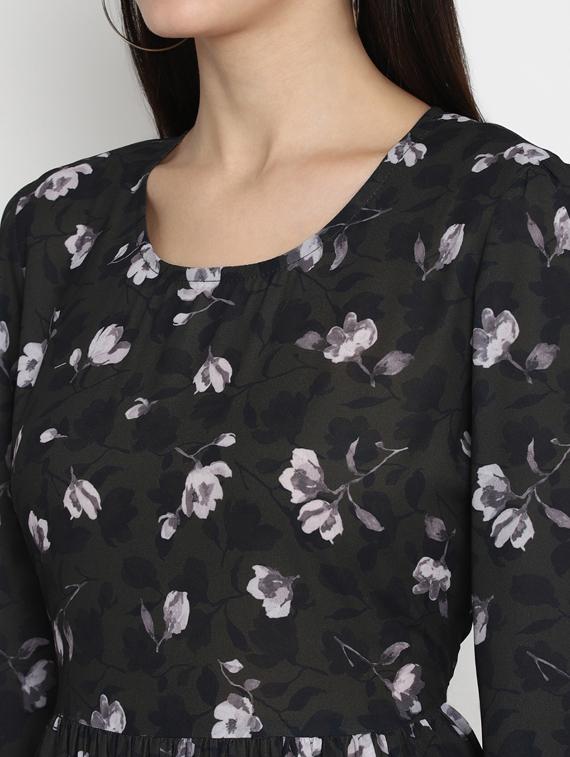 long sleeved floral fit & flare dress - 17403459 - Zoom Image - 4