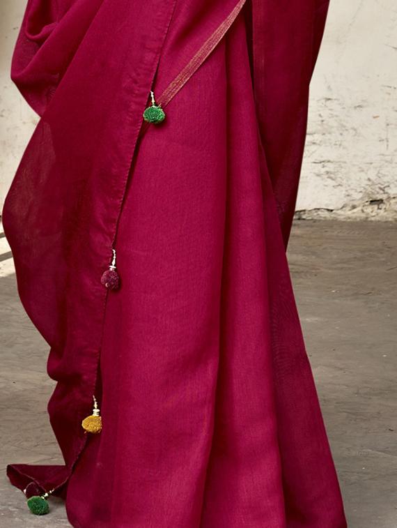 magenta cotton plain saree with blouse - 17406328 - Zoom Image - 3