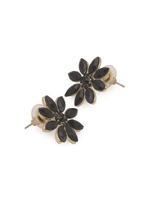 gold metal studs earring - 17407411 - Standard Image - 2
