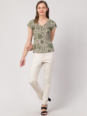 v-neck floral tee - 17410101 - Standard Image - 4
