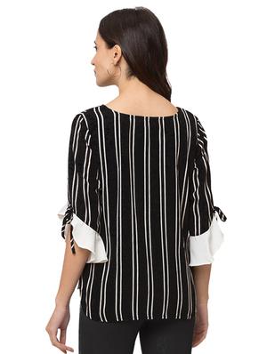 contrast detail high-low top - 17410138 - Standard Image - 3