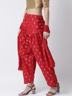 red cotton regular salwar with dupatta - 17410206 - Standard Image - 2