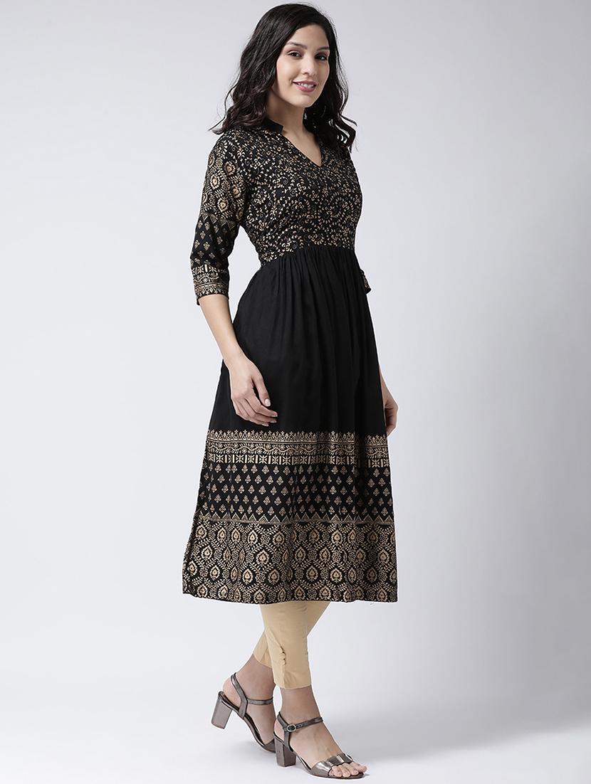 gold print flared kurta - 17410236 - Zoom Image - 2