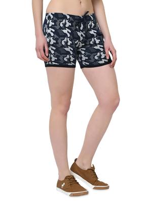 set of 3 shorts - 17410341 - Standard Image - 4