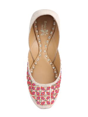 beige slip on jutis - 17411468 - Standard Image - 4