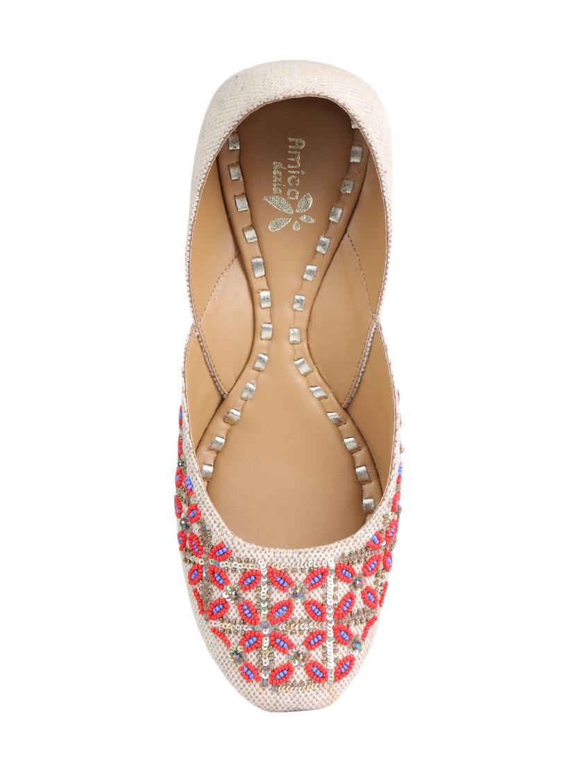 beige slip on jutis - 17411468 - Zoom Image - 4
