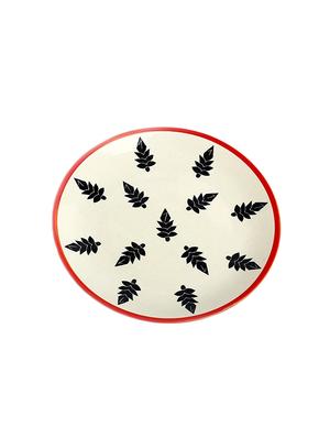 ceramic handmade elegant christmas tree pattern round plates (set of 6) - 17411637 - Standard Image - 3