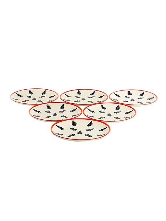 ceramic handmade elegant christmas tree pattern round plates (set of 6) - 17411637 - Zoom Image - 1