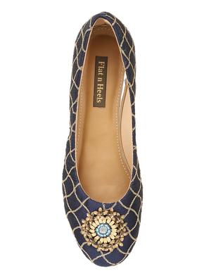 blue slip on mojaris - 17412189 - Standard Image - 4