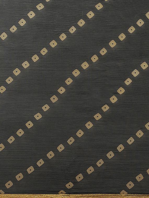 bandhani printed saree with blouse - 17412606 - Zoom Image - 4