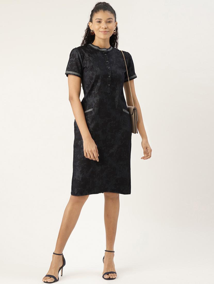 pocket detail denim sheath dress - 17413916 - Zoom Image - 4