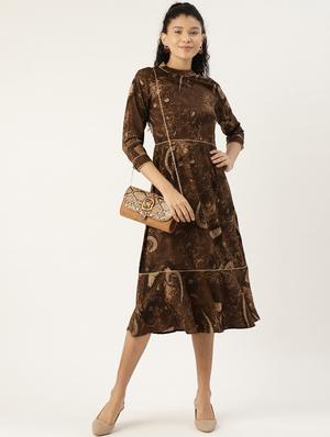 crew neck printed a-line dress - 17413918 - Standard Image - 4