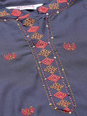 embroidered straight kurta - 17415329 - Standard Image - 4