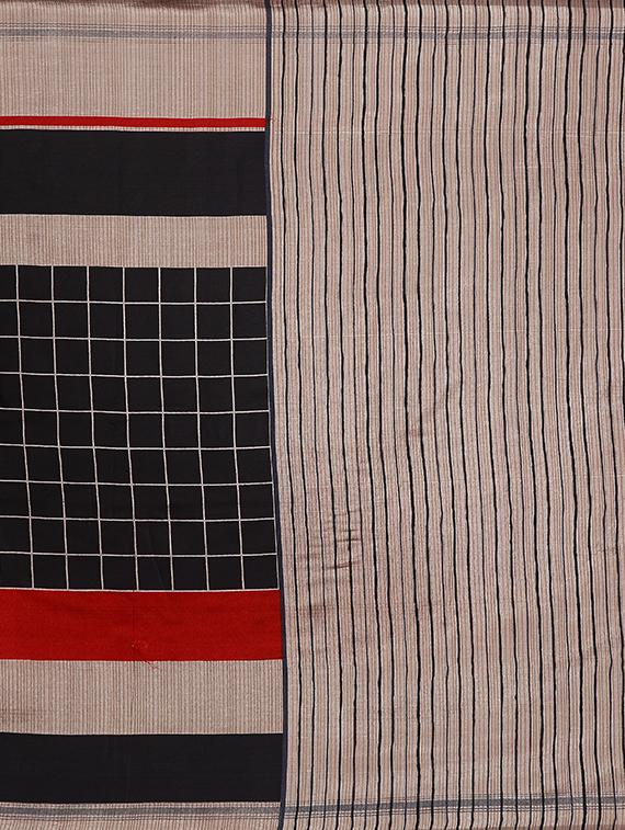 striped printed saree with blouse - 17415369 - Zoom Image - 3