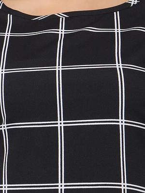 round neck checkered top - 17415506 - Standard Image - 4