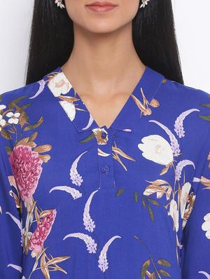 v-neck floral a-line dress - 17415510 - Standard Image - 4