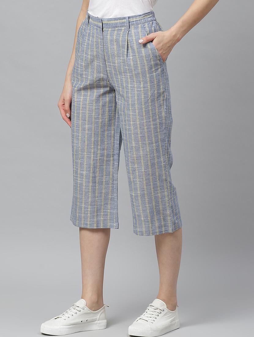 mid rise cropped trouser - 17415685 - Zoom Image - 2