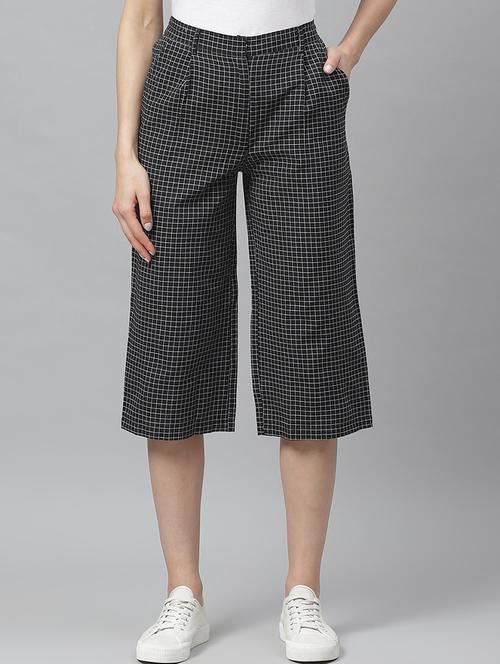mid rise cropped trouser - 17415688 - Standard Image - 1