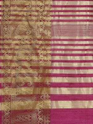 magenta woven saree with blouse - 17415902 - Standard Image - 4